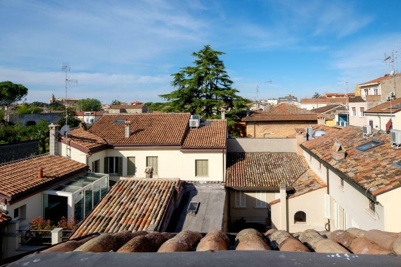 Penthouse In The City Centre Ravenna Exterior photo